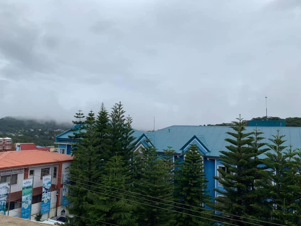 North 27 Hill Transient Rooms Near Microtel Inn And Victory Liner Baguio Baguio City Εξωτερικό φωτογραφία